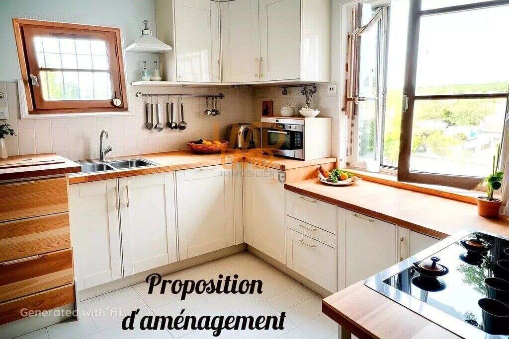 Maison à RUOMS