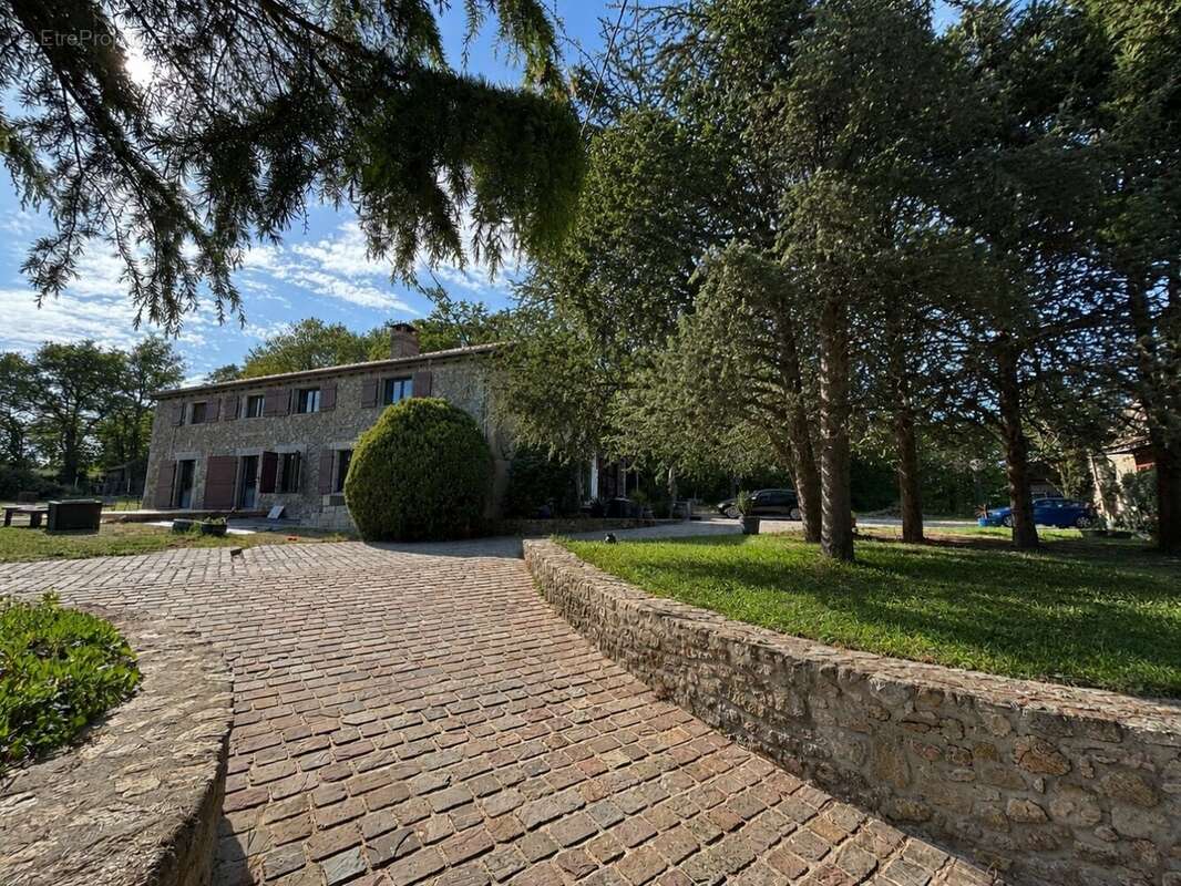 Maison à BRESSUIRE