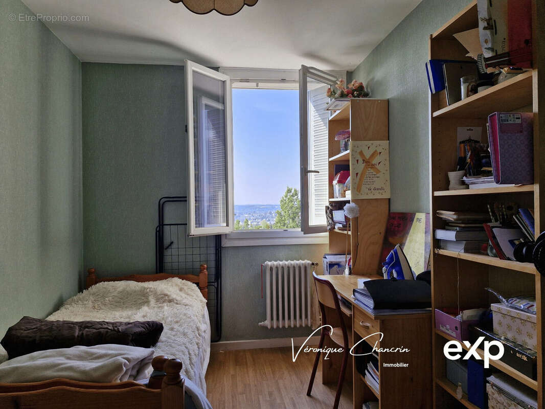 Appartement 65 m² à La Mulatiere  - photo 8