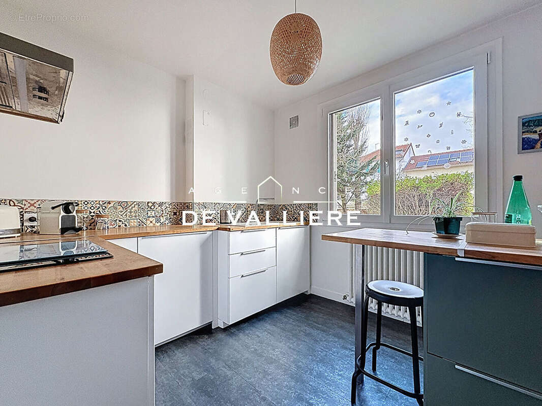 Appartement à NANTERRE