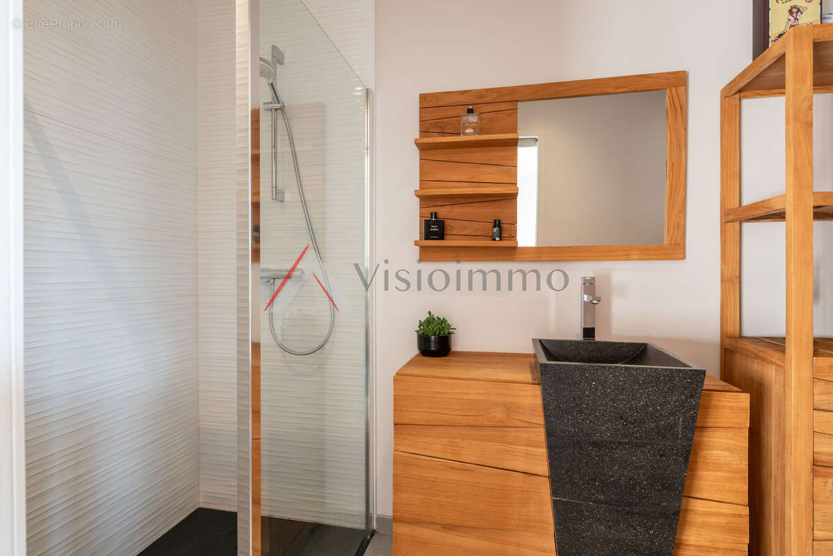 Maison à VARCES-ALLIERES-ET-RISSET