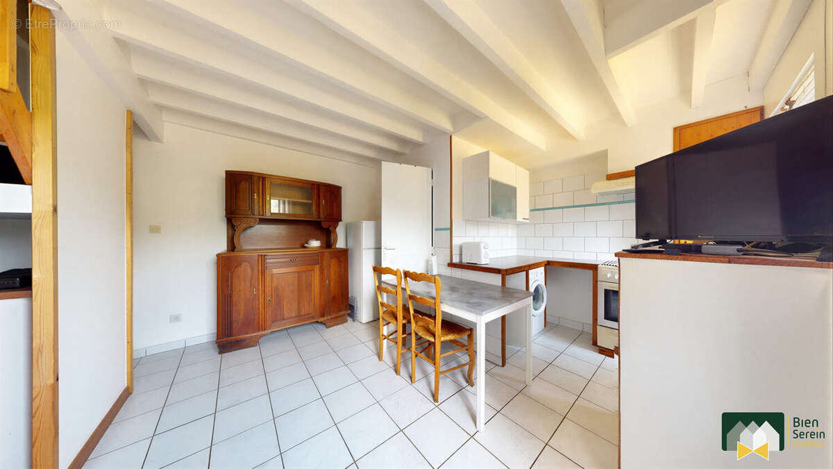 Maison à LEVES