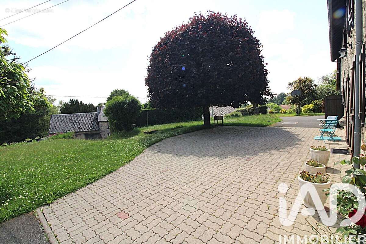 Photo 2 - Maison à CHATELUS-LE-MARCHEIX