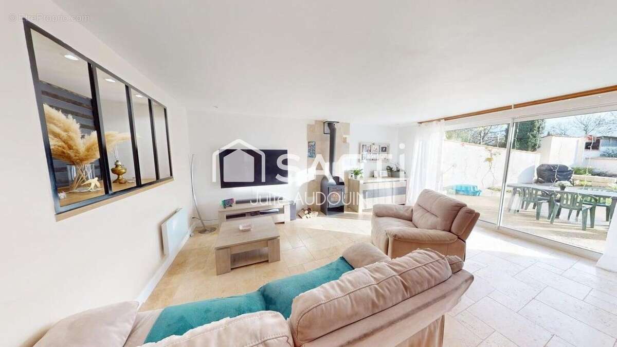 Photo 8 - Maison à SURGERES