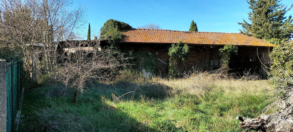 Maison à L'ISLE-SUR-LA-SORGUE