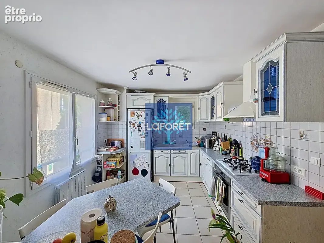 Chaponnay hyper centre - t5 en duplex 105m² - photo 4
