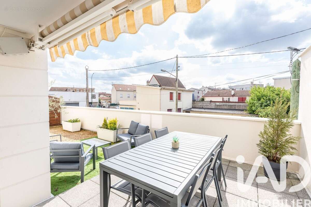 Photo 2 - Appartement à VIGNEUX-SUR-SEINE