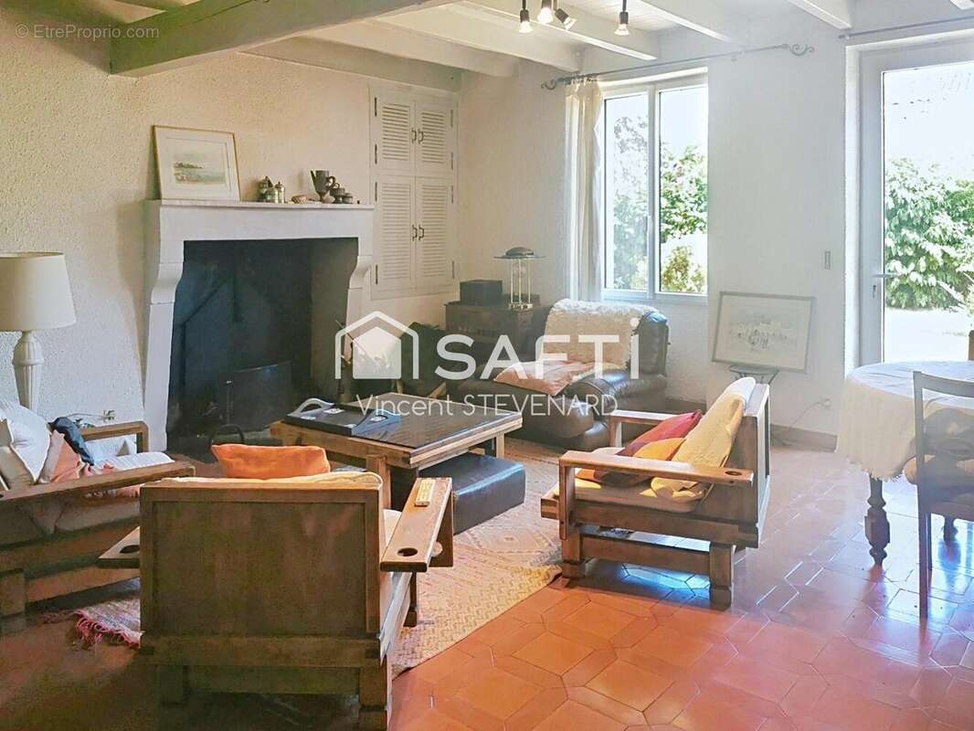 Photo 8 - Maison à LIGNE