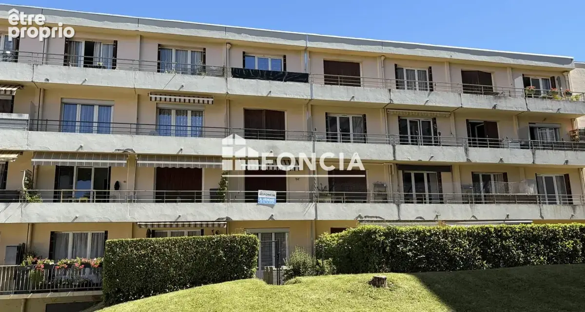 Appartement à VIZILLE