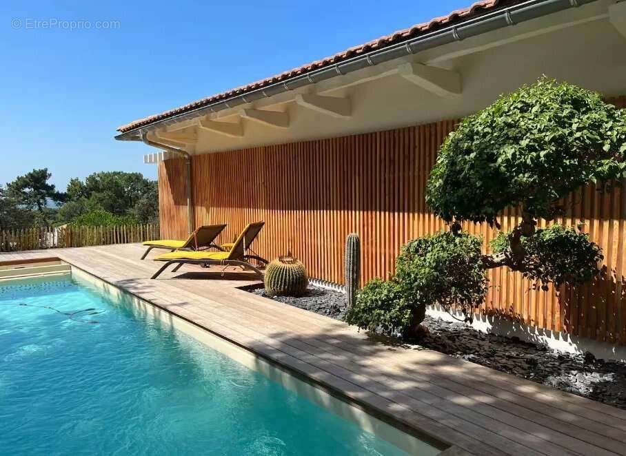 Maison à LE BOUSCAT