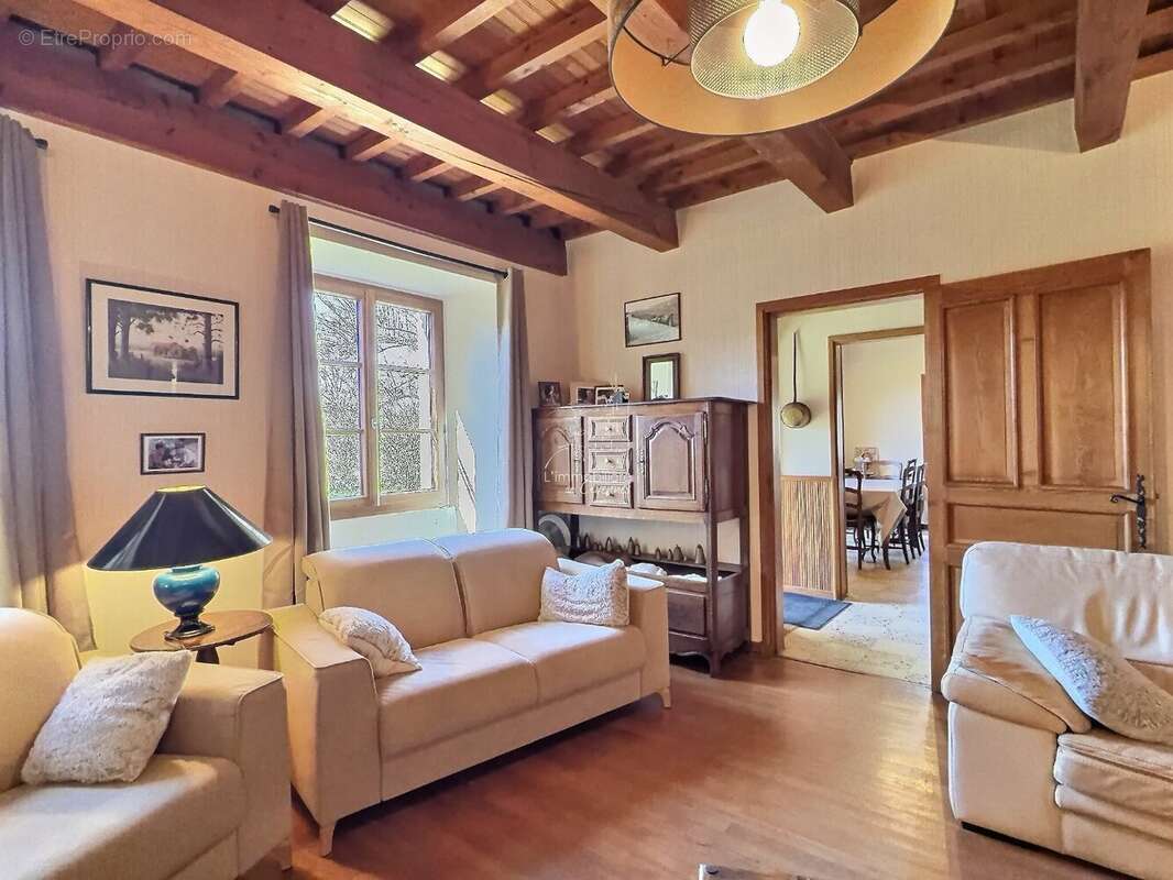 Maison à SAINT-SAUVEUR-CAMPRIEU