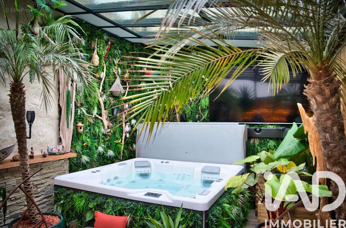 Photo 3 - Maison à UCHAUD