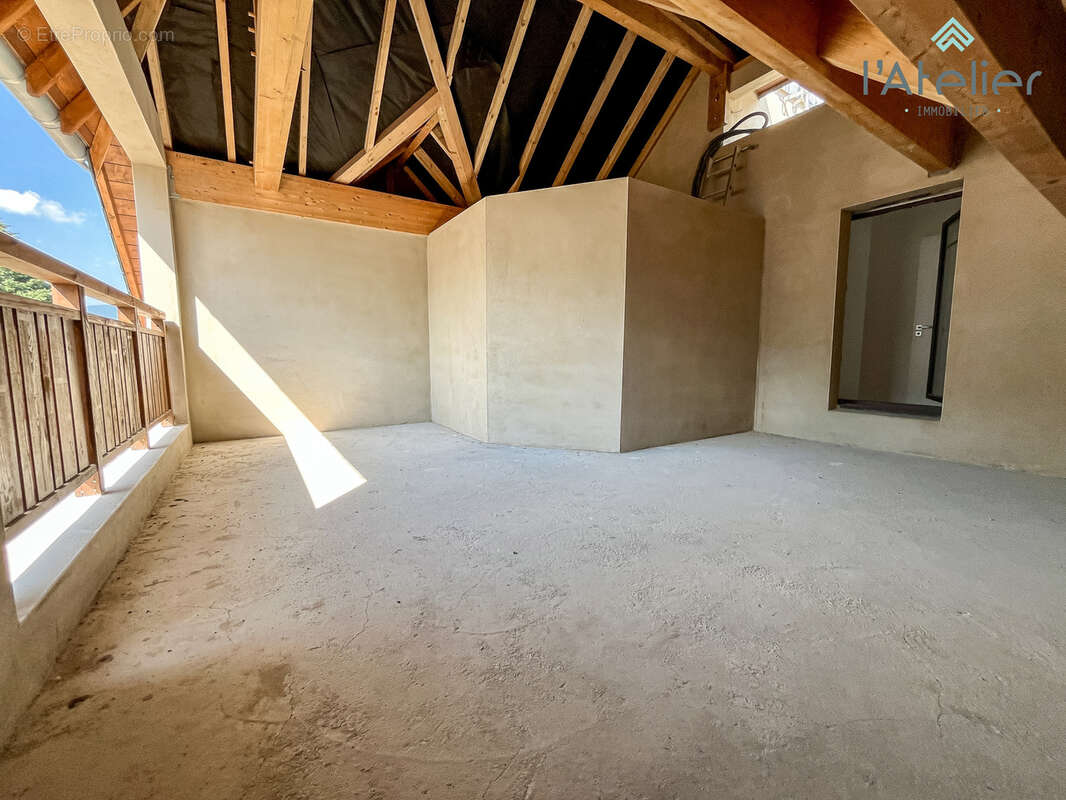Duplex - 94,46 m2 - 4 pièces - photo 15