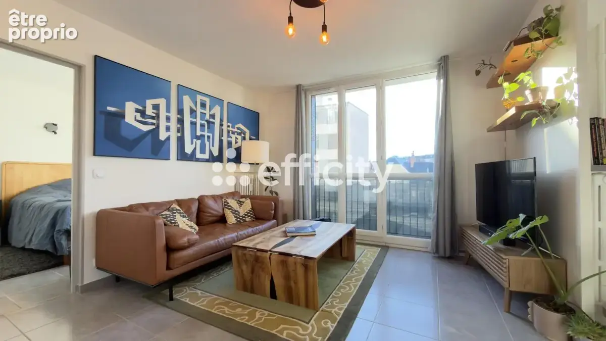 Appartement 2 pièces 45 m² à vendre à Chambery (73000) - photo 2
