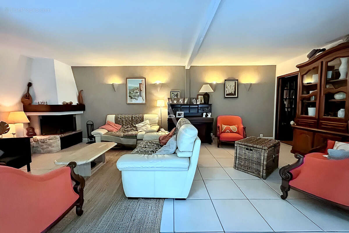 Maison à VITRY-SUR-SEINE