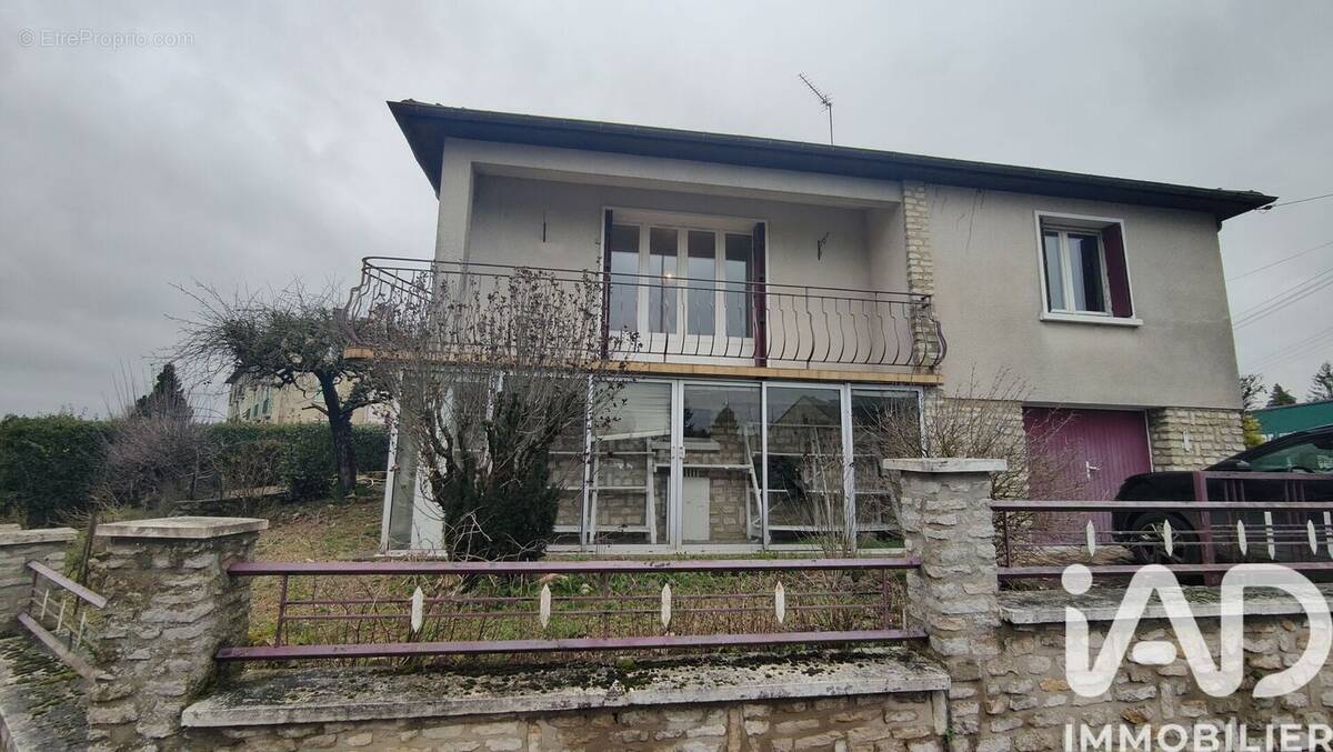 Photo 1 - Maison à LA FERTE-BERNARD