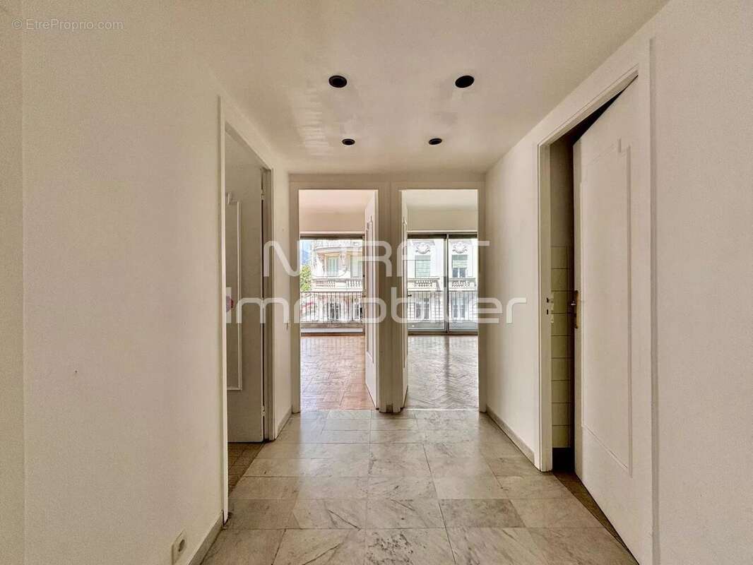 Appartement à NICE