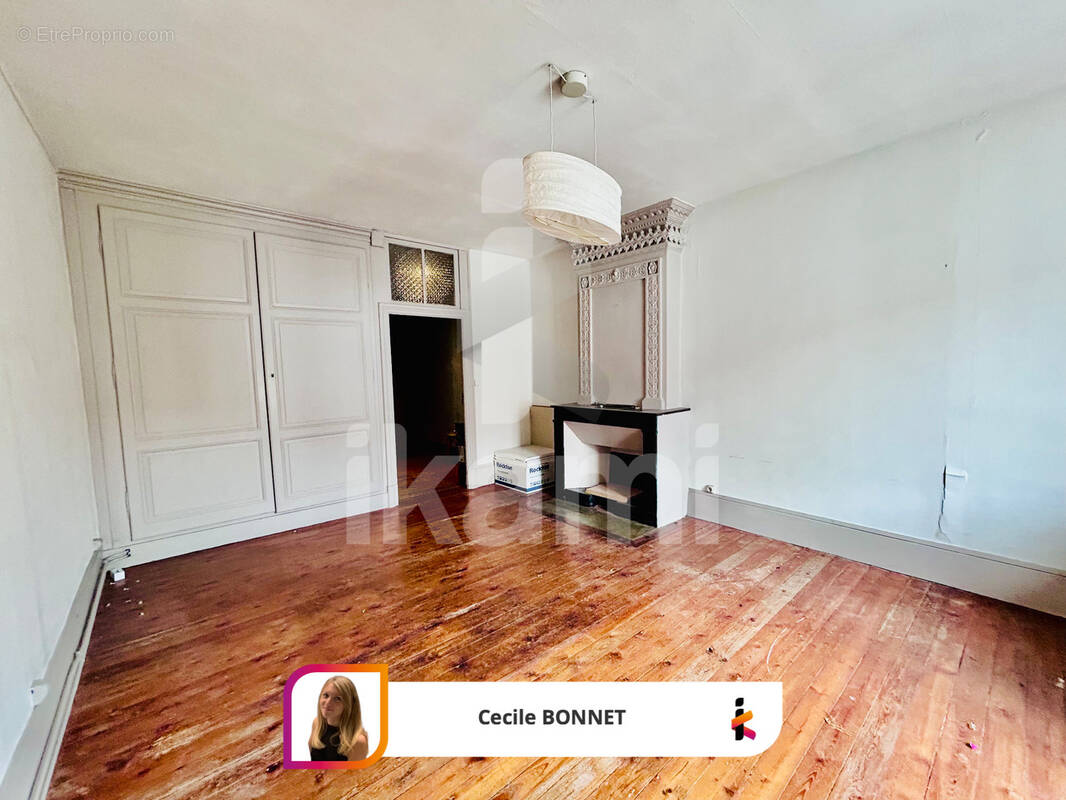 Maison à BEAUREPAIRE