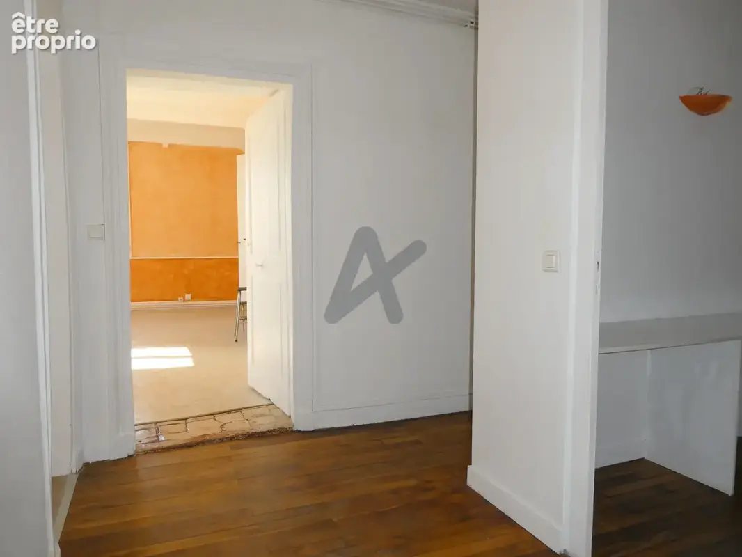Bel appartement lumineux dans immeuble de caractère proche tous commerces - photo 11