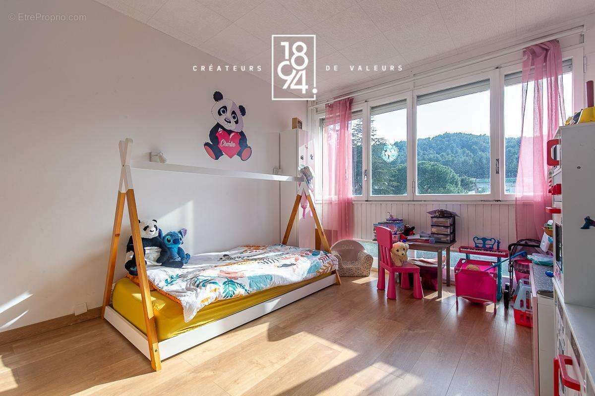 Appartement à LES PENNES-MIRABEAU