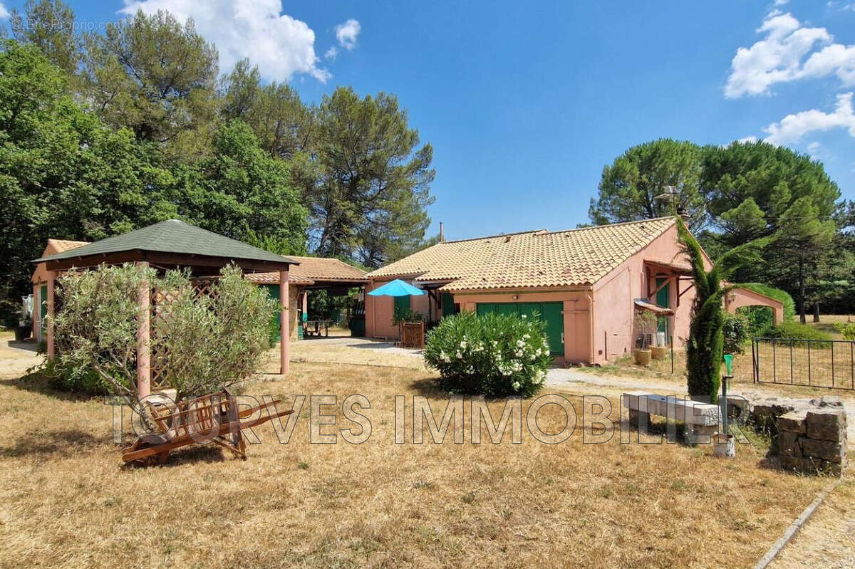 Maison 123 m² à Tourves  - photo 4