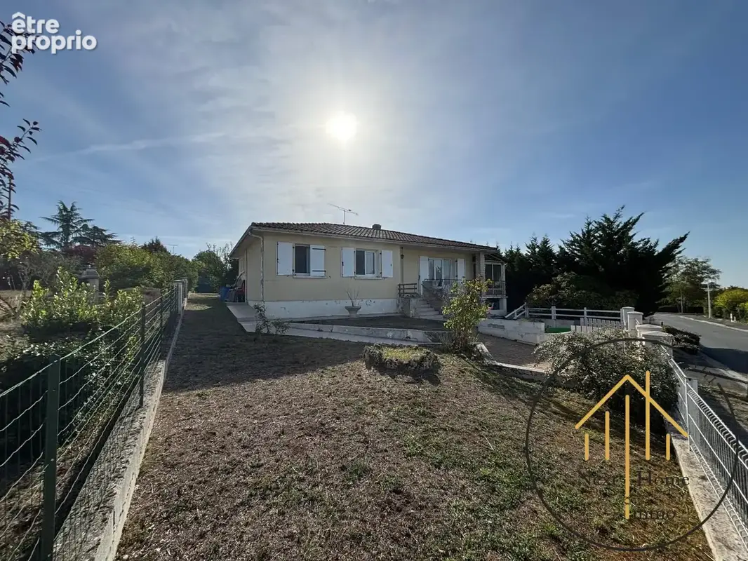 Maison 4 pièces 98 m² à vendre à Villebois-Lavalette (16320) - photo 2