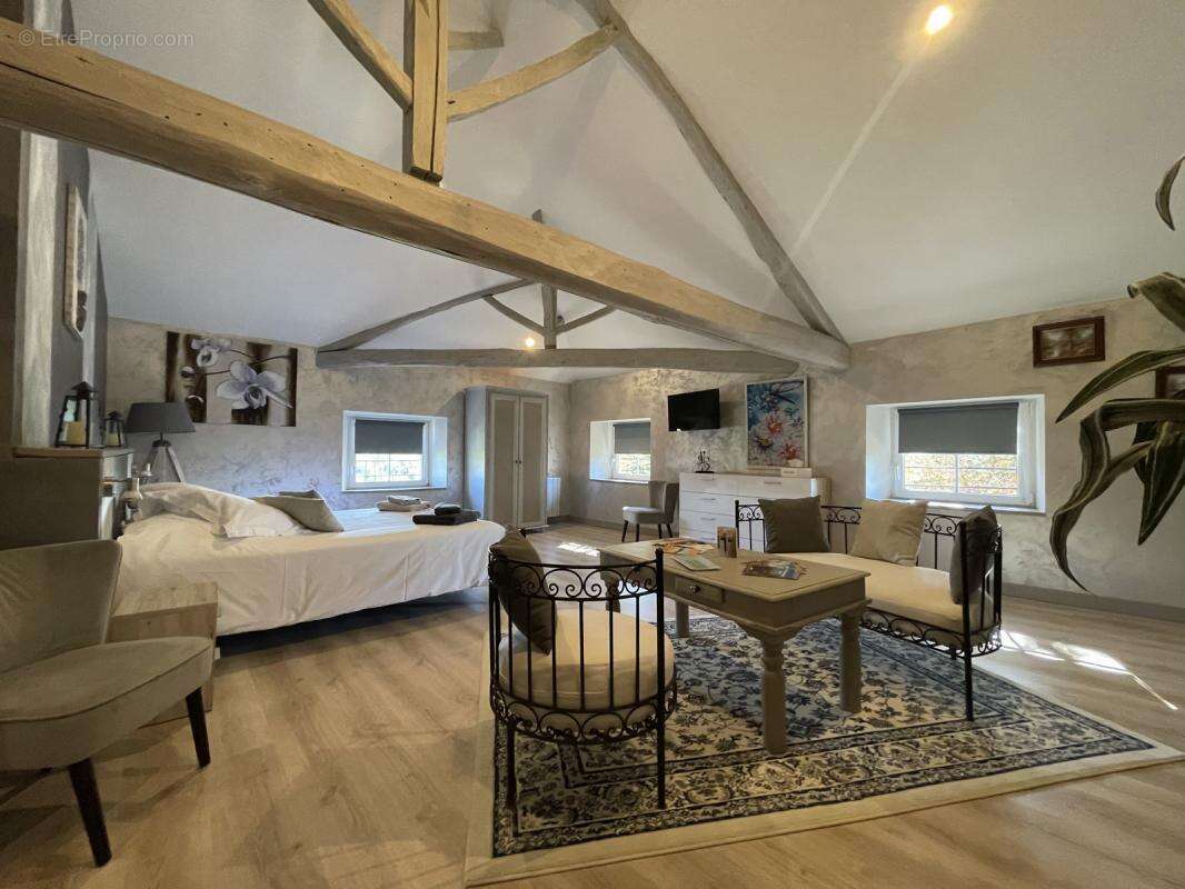 Maison à LISLE-SUR-TARN