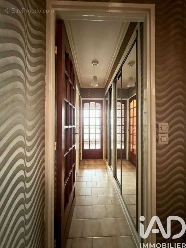 Photo 3 - Appartement à LE BOURGET