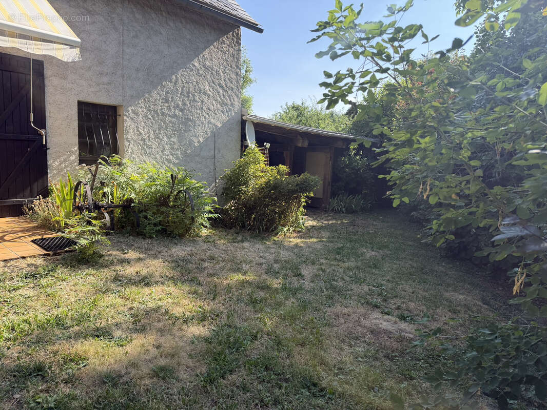 Maison en Pierre 4 Chambres avec Jardin - photo 9