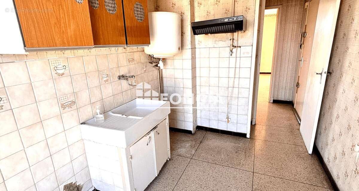 Appartement à MARSEILLE-3E