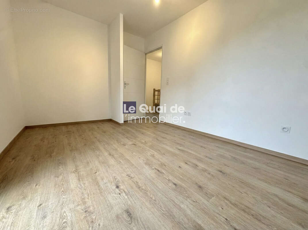 Maison à COGNIN-LES-GORGES