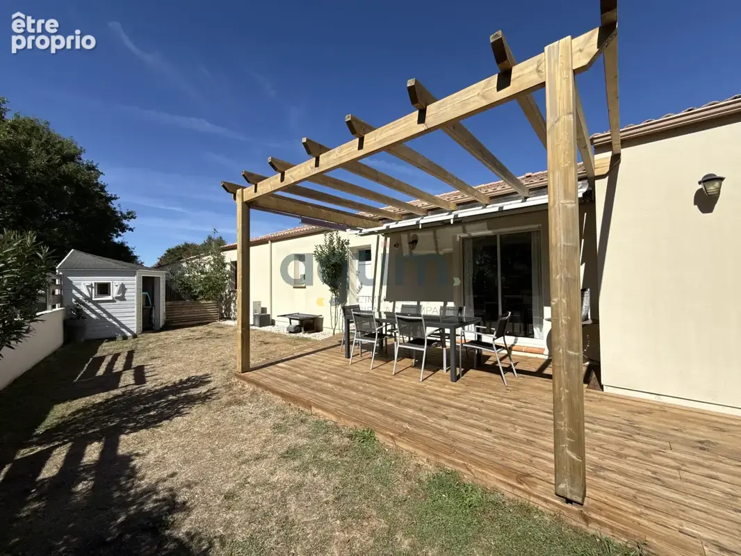 MONTAIGU-VENDEE, La Guyonnière, centre, plain pied 184m2 hab, 4 ch, salle jeux, dépendances, 800m2 terrain - photo 20