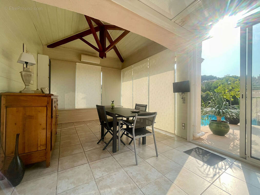 Maison à FREJUS