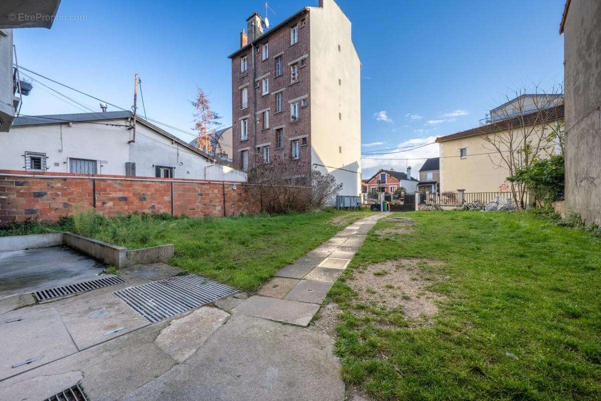 Appartement à COLOMBES