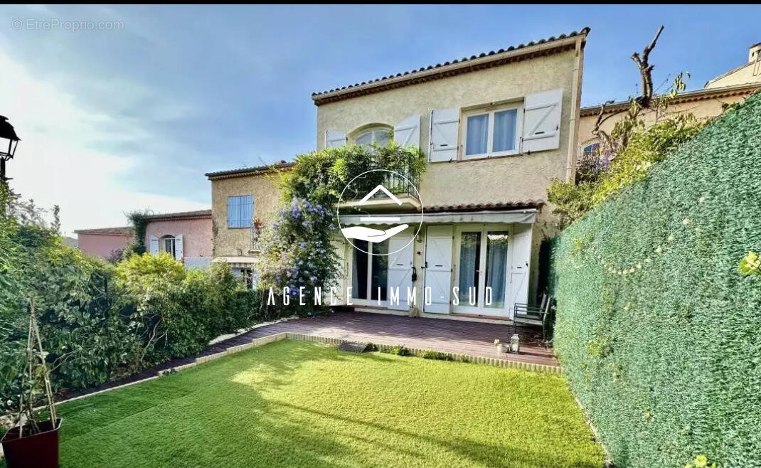 Maison à VILLENEUVE-LOUBET