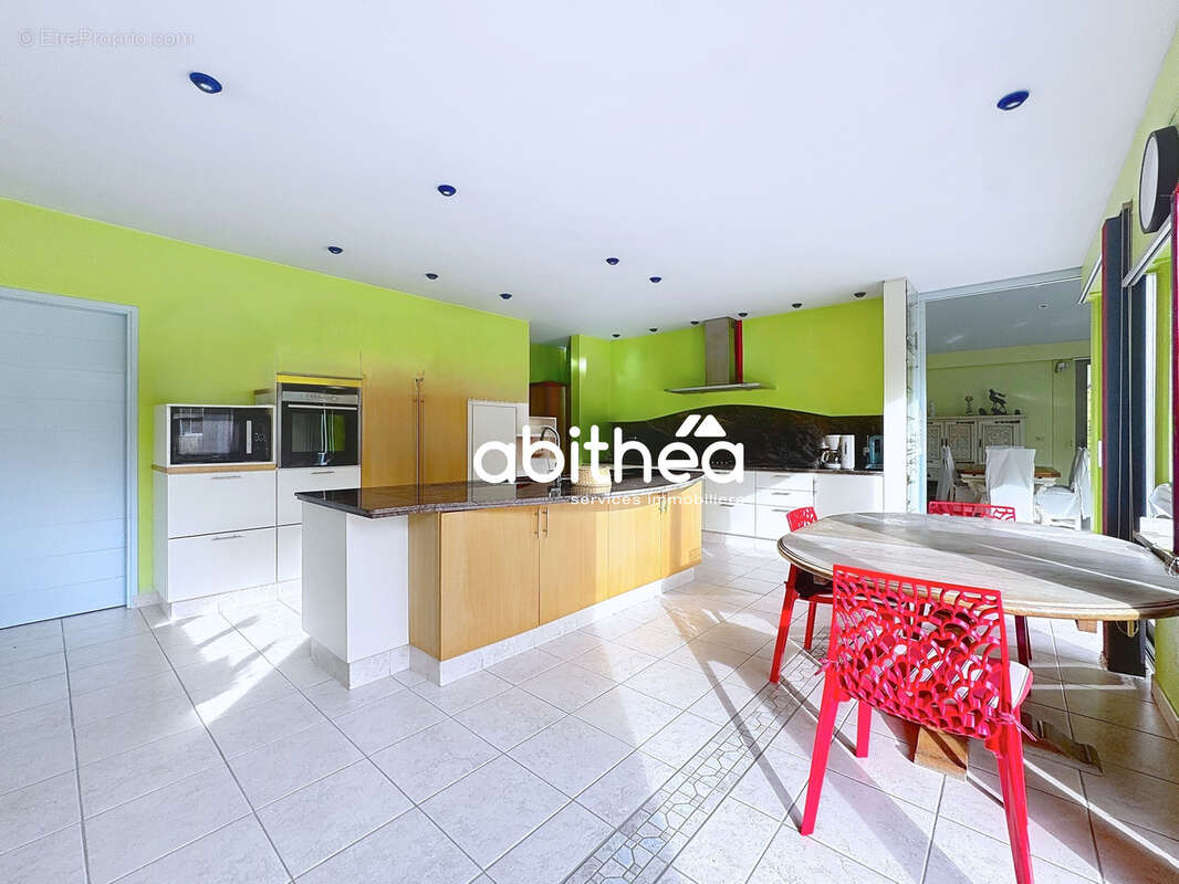 Maison à LATTRE-SAINT-QUENTIN