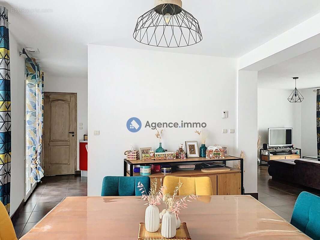 Maison à VOUVRAY-SUR-LOIR