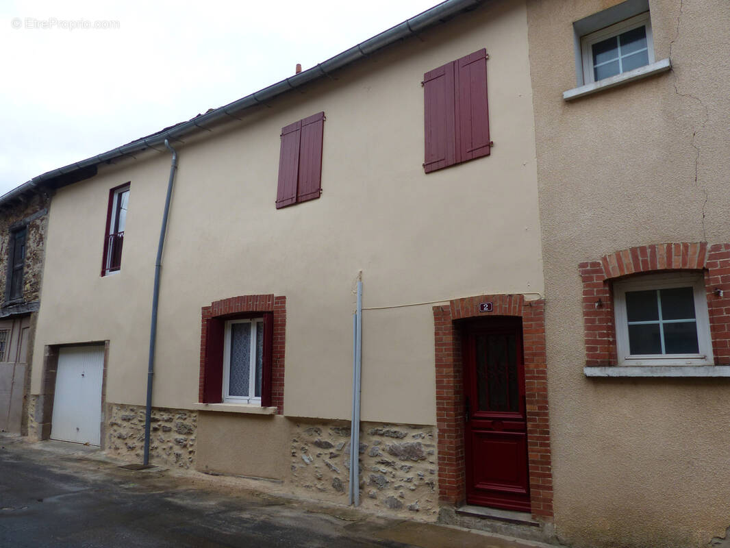 Maison à PAMPELONNE