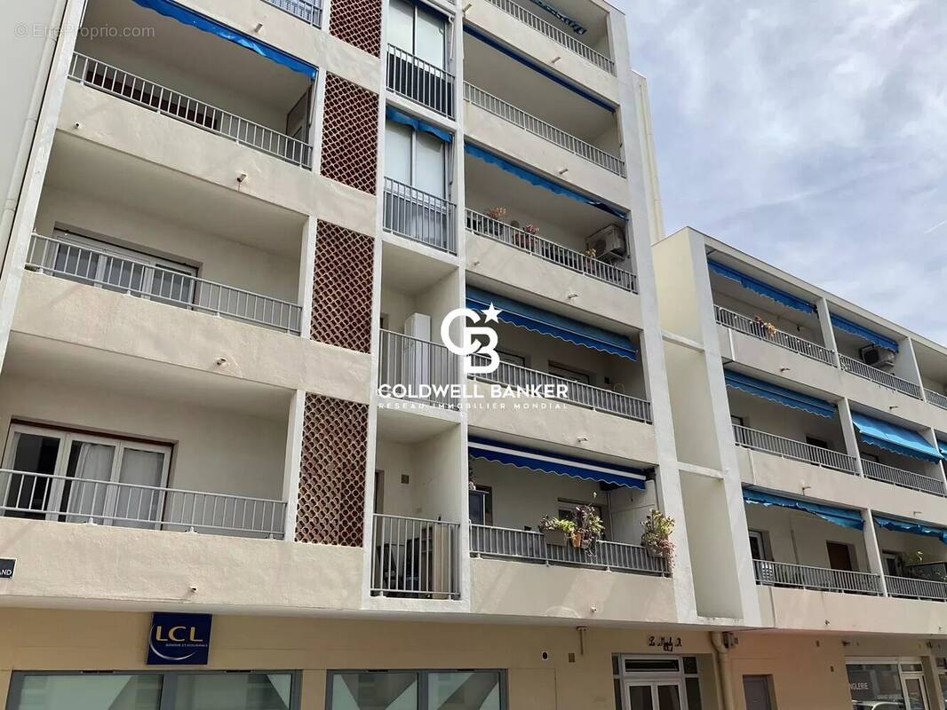 Appartement à HYERES