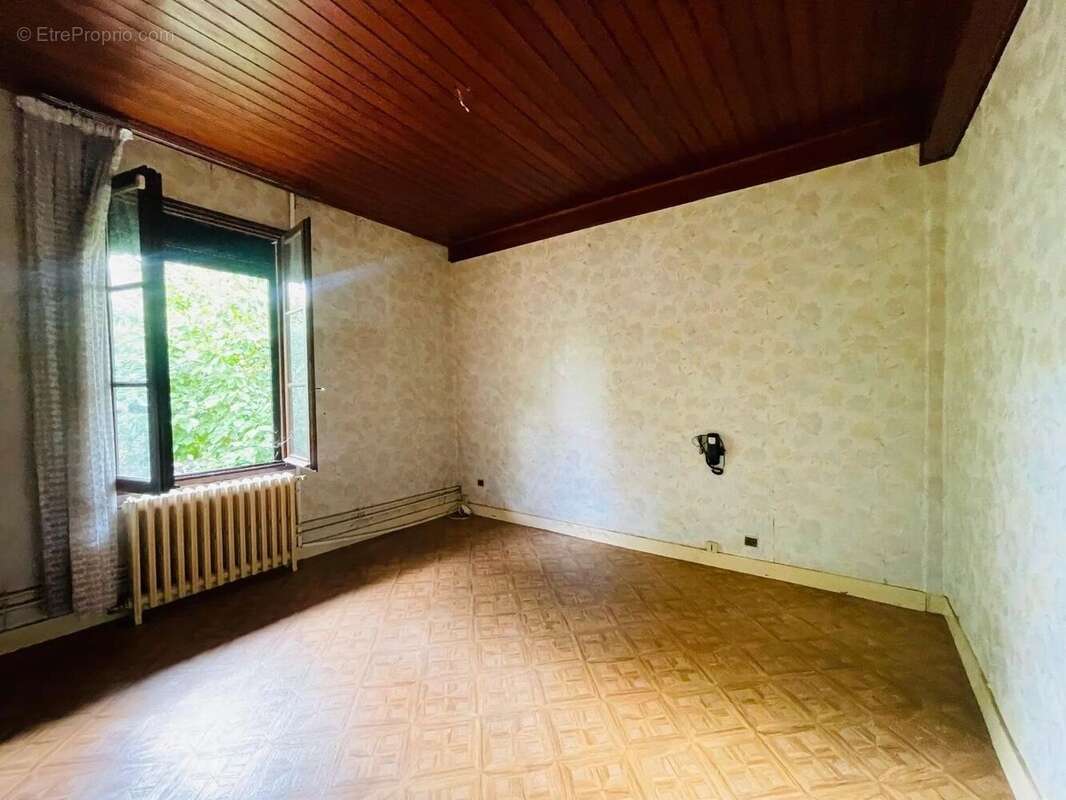 Maison à CASTILLON-LA-BATAILLE