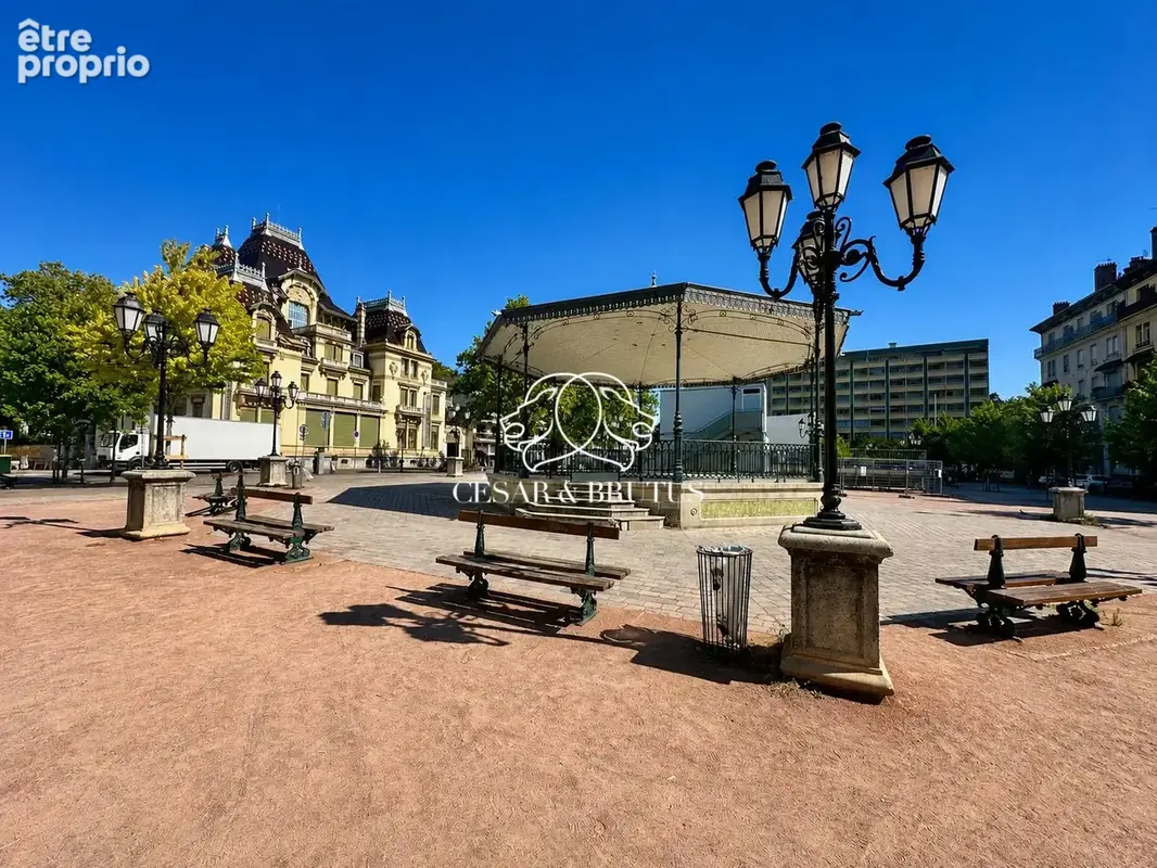 Appartement à LYON-8E