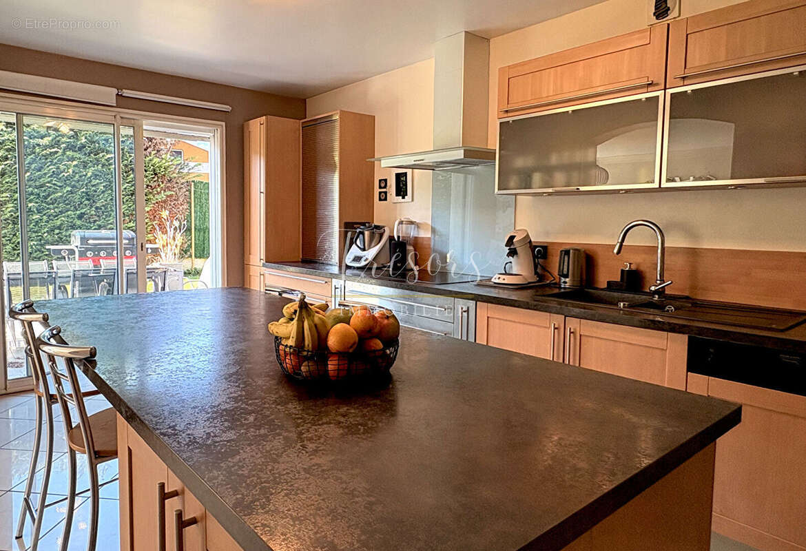Montagny les lanches, maison familiale - photo 3