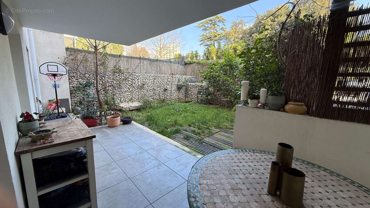Appartement à MARSEILLE-13E