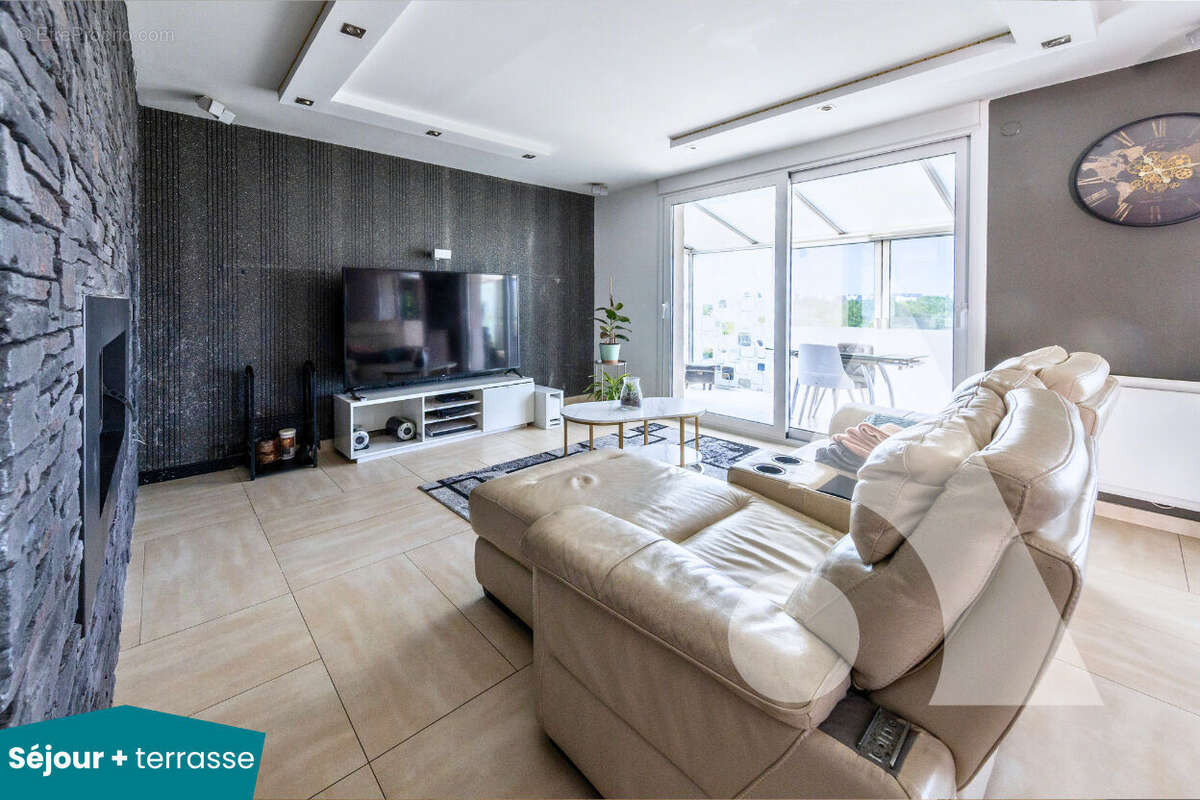 Maison à SAINTRY-SUR-SEINE