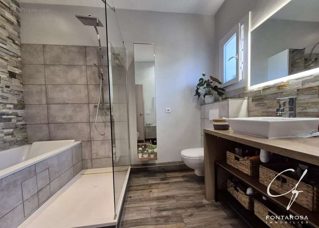 Maison à SAINT-RAPHAEL