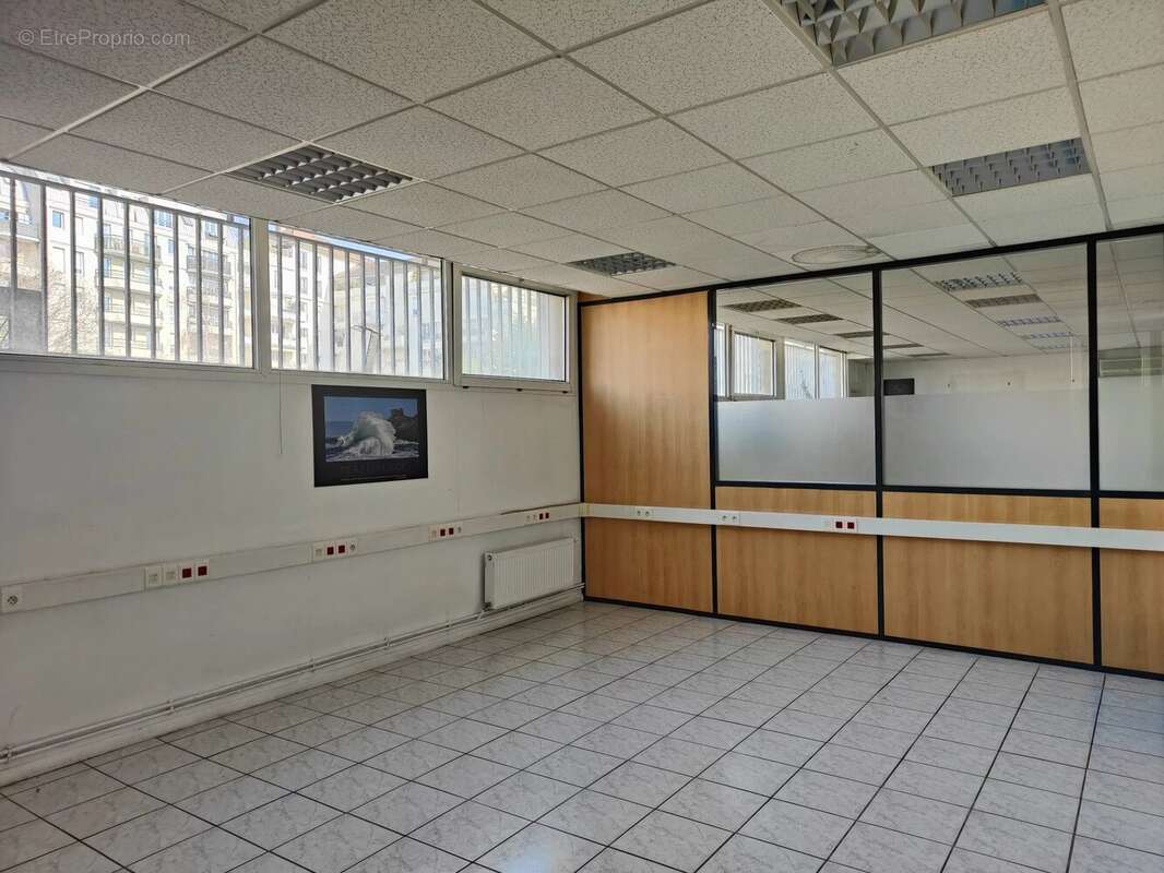 Commerce à CHARENTON-LE-PONT