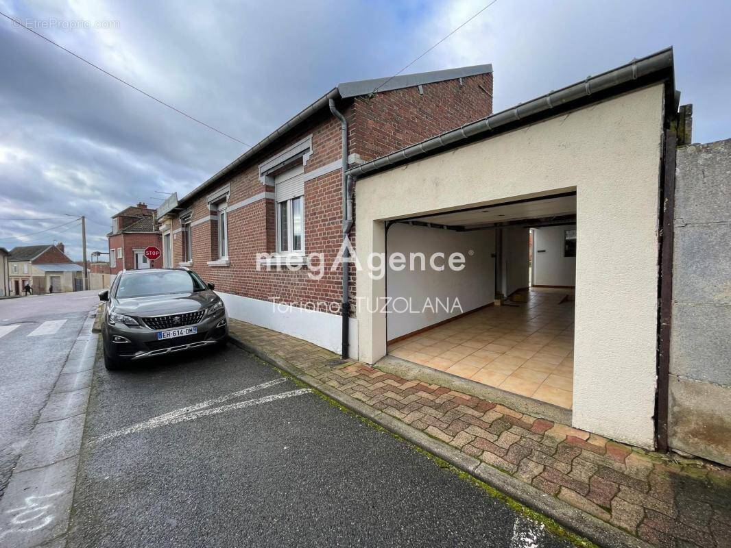 Maison à BRAY-SUR-SOMME