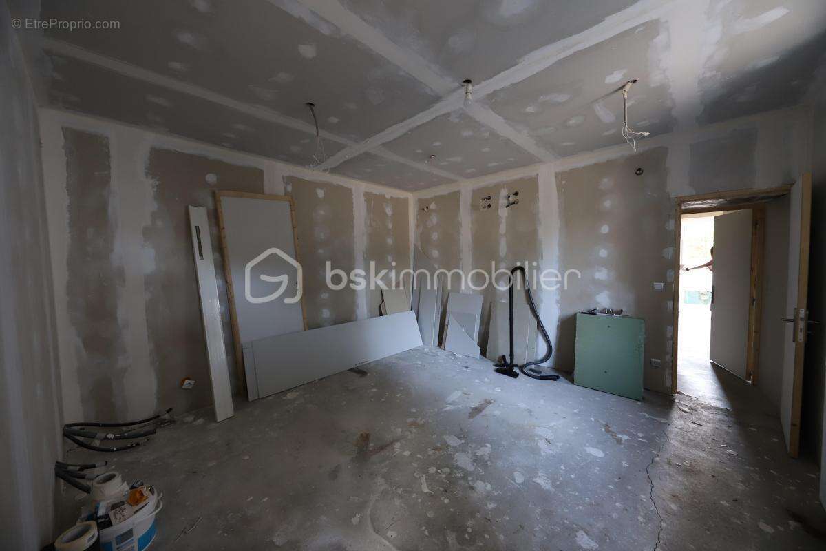 Grande Maison avec jardin de 5049 m² - photo 12