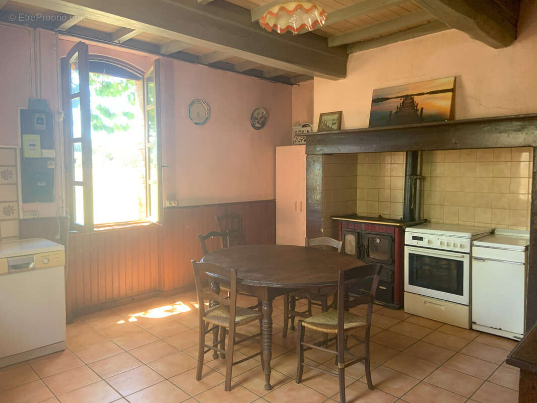 Maison à LISLE-SUR-TARN