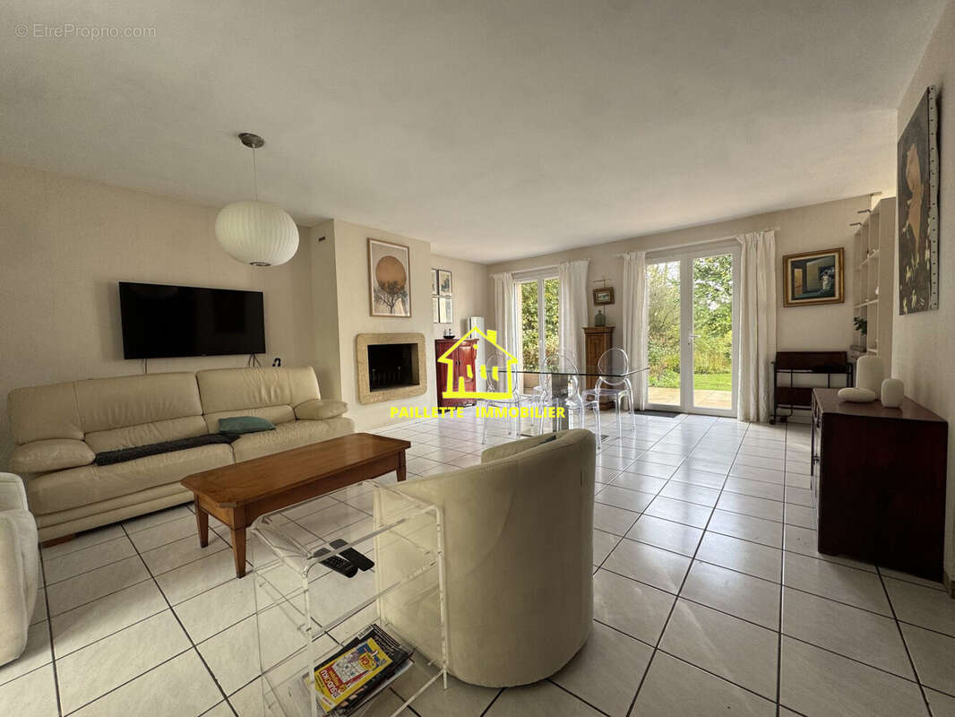 Maison à LE TILLEUL